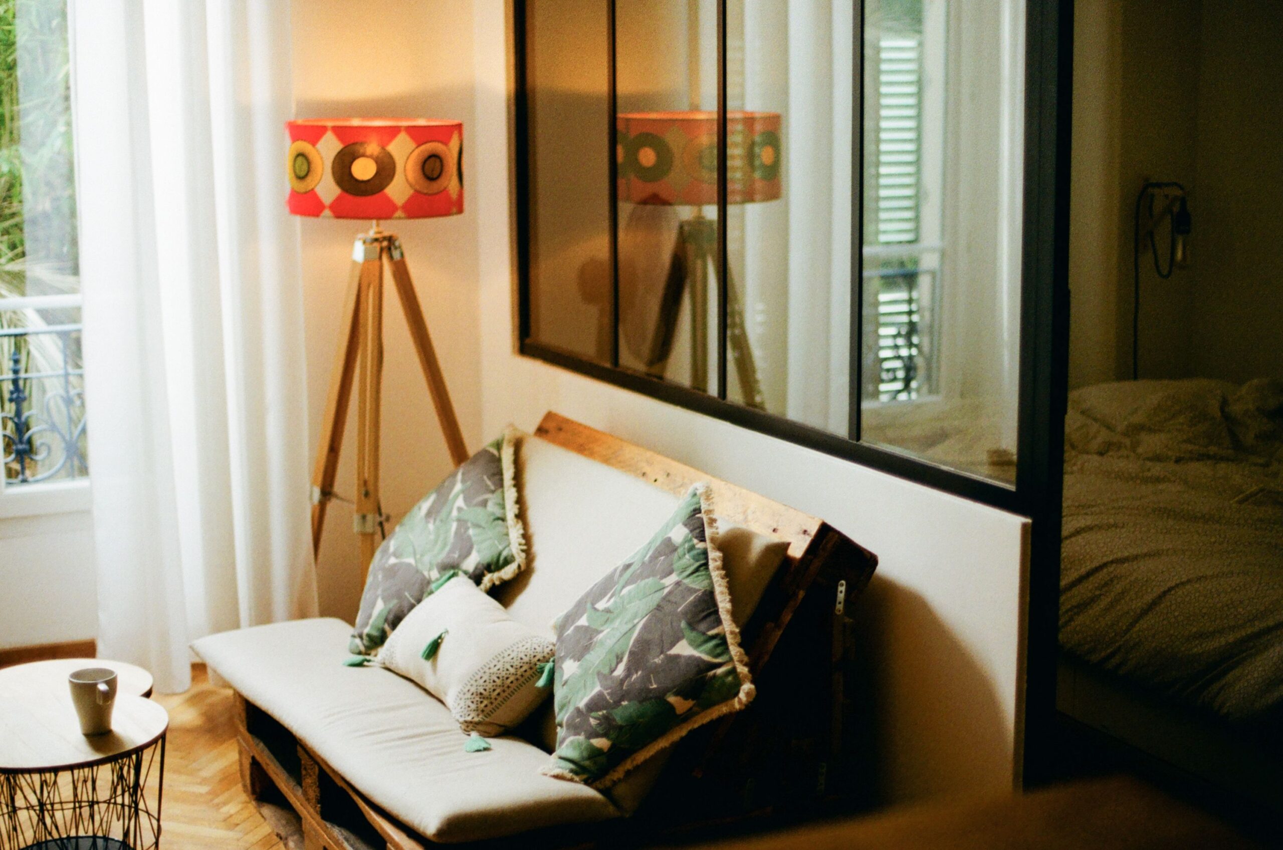 Comment transformer des palettes en mobilier design ?